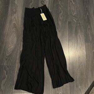 Elegant Black Women's pants NWT